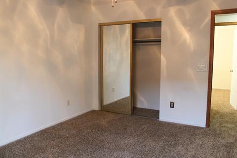 2815 E Vine Ave, Visalia, CA 93292 photo 13
