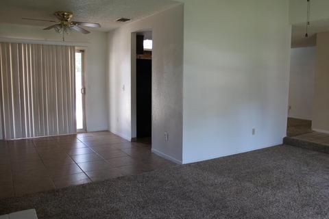 2815 E Vine Ave, Visalia, CA 93292 photo 17