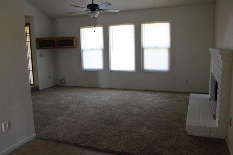 2815 E Vine Ave, Visalia, CA 93292 photo 8