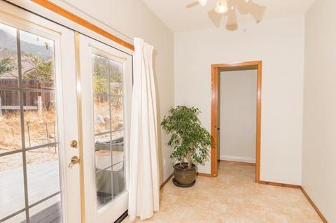 41075 Meadow Dr, Three Rivers, CA 93271 photo 19