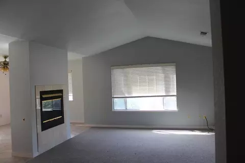 32633 Greene, Springville, CA 93265 photo 7