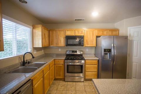 2632 E Paseo Ave, Visalia, CA 93292 photo 14