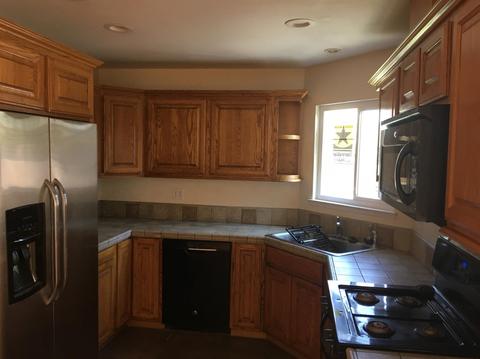 1016 E Terrace Dr, Hanford, CA 93230 photo 6