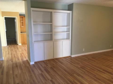 1016 E Terrace Dr, Hanford, CA 93230 photo 3