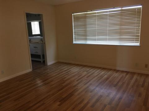 1016 E Terrace Dr, Hanford, CA 93230 photo 8