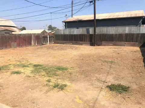 272 E D St, Lemoore, CA 93245 photo 11