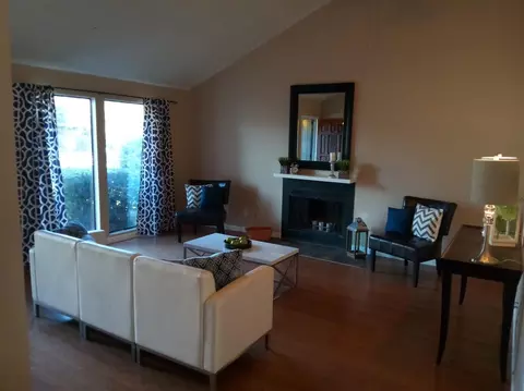1900 E Harold Ave, Visalia, CA 93292 photo 3