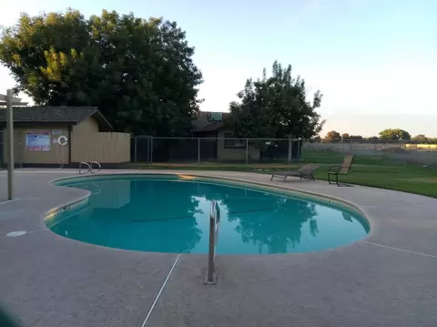 1900 E Harold Ave, Visalia, CA 93292 photo 11