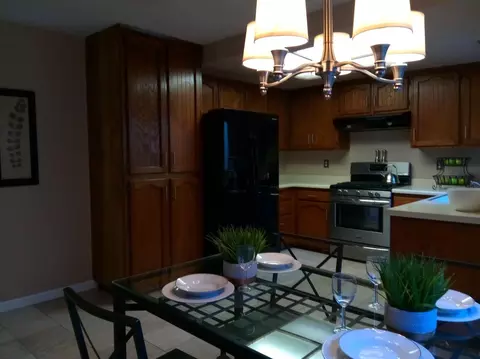 1900 E Harold Ave, Visalia, CA 93292 photo 4