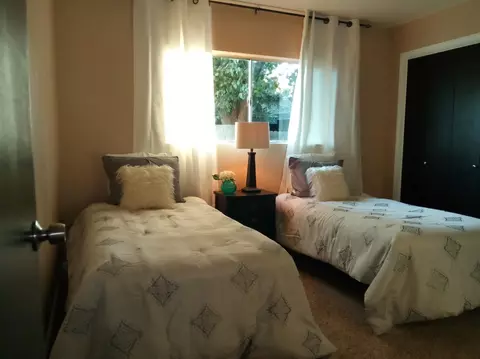 1900 E Harold Ave, Visalia, CA 93292 photo 9