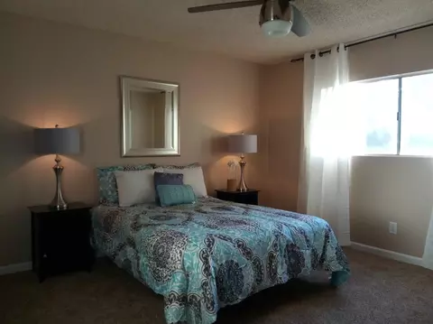1900 E Harold Ave, Visalia, CA 93292 photo 7
