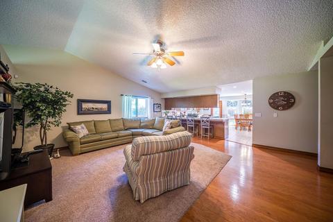 20 Cantebury Dr, Lemoore, CA 93245 photo 7