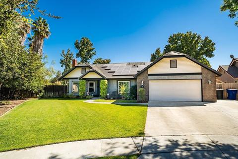 20 Cantebury Dr, Lemoore, CA 93245 photo 2