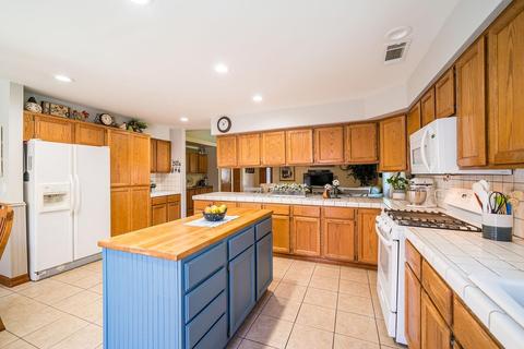 20 Cantebury Dr, Lemoore, CA 93245 photo 12