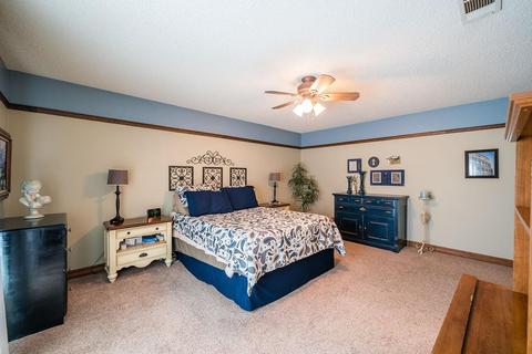 20 Cantebury Dr, Lemoore, CA 93245 photo 23