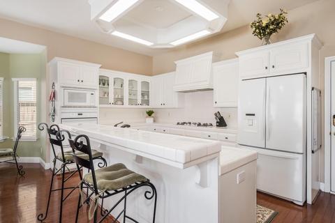 296 W Warwick Ave, Clovis, CA 93619 photo 7
