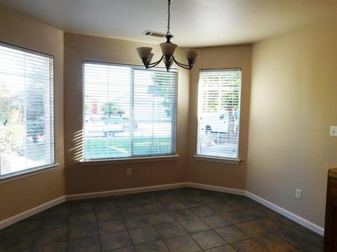 3903 E Center Ave, Visalia, CA 93292 photo 17