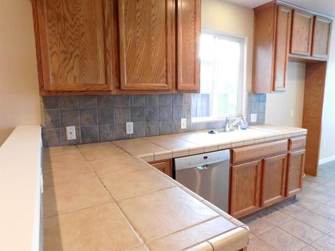 3903 E Center Ave, Visalia, CA 93292 photo 13