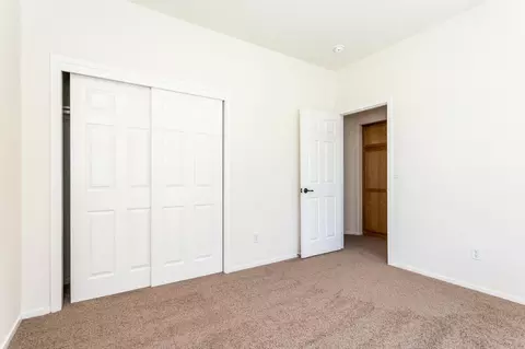 1606 Persimmon St, Lemoore, CA 93245 photo 13