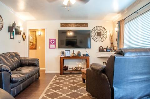 1563 E Sequoia Ave, Tulare, CA 93274 photo 5