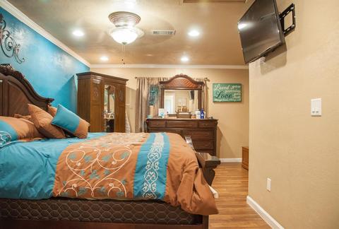 1563 E Sequoia Ave, Tulare, CA 93274 photo 16
