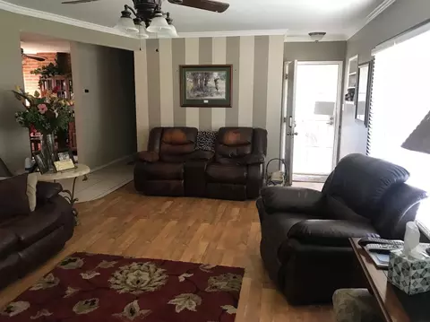 1735 E Academy, Tulare, CA 93274 photo 3