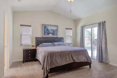 1587 Orange St, Lemoore, CA 93245 photo 20