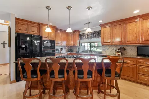 115 E La Vida Ave, Visalia, CA 93277 photo 15