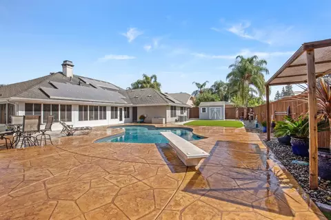 115 E La Vida Ave, Visalia, CA 93277 photo 38