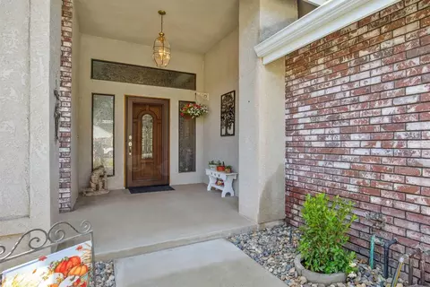 115 E La Vida Ave, Visalia, CA 93277 photo 7