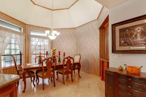 115 E La Vida Ave, Visalia, CA 93277 photo 19