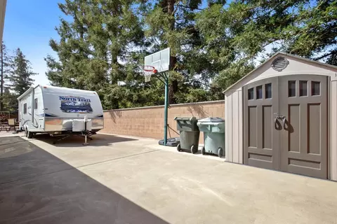115 E La Vida Ave, Visalia, CA 93277 photo 44