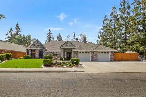115 E La Vida Ave, Visalia, CA 93277 photo 2