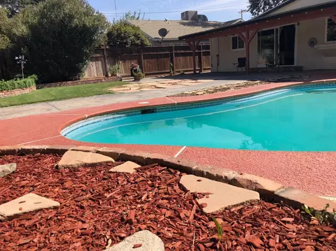 2530 W Iris Ave, Visalia, CA 93277 photo 18