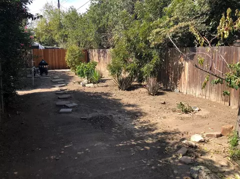 2530 W Iris Ave, Visalia, CA 93277 photo 20