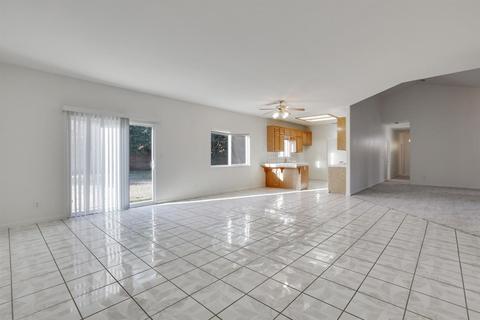 4426 E Race Ave, Visalia, CA 93292 photo 9