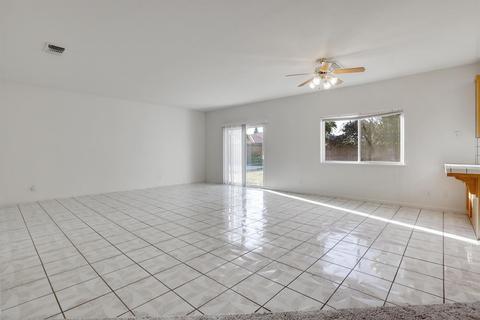 4426 E Race Ave, Visalia, CA 93292 photo 8
