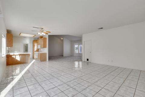 4426 E Race Ave, Visalia, CA 93292 photo 10