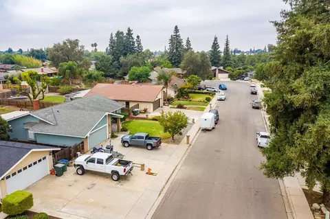 1101 E Howard Ct, Visalia, CA 93292 photo 33