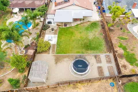 1101 E Howard Ct, Visalia, CA 93292 photo 29