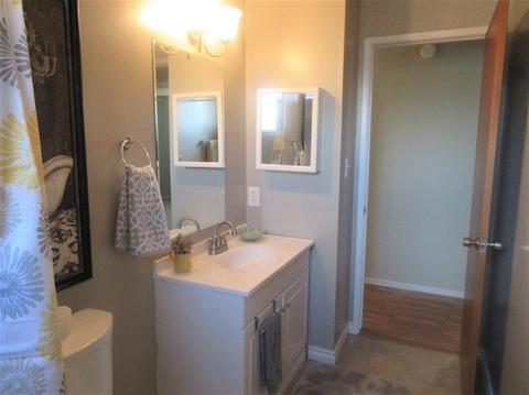 418 W Deodar Ln, Lemoore, CA 93245 photo 12