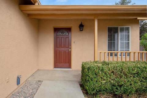 631 Birdsong Ct, Exeter, CA 93221 photo 4