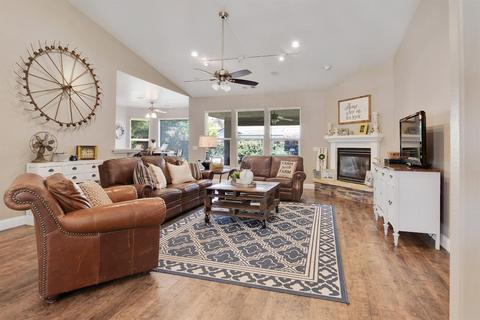 3536 E Feemster Ave, Visalia, CA 93292 photo 6