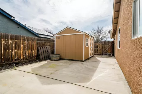 970 Yosemite Dr, Lemoore, CA 93245 photo 24