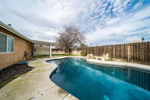 970 Yosemite Dr, Lemoore, CA 93245 photo 25