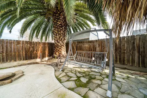 970 Yosemite Dr, Lemoore, CA 93245 photo 23