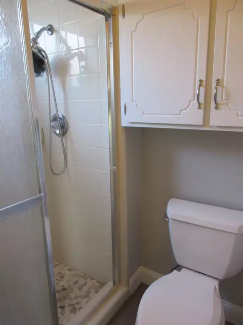 1348 E Chapman Ave, Tulare, CA 93274 photo 24