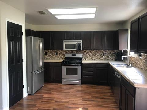 3947 E Oak Ave, Visalia, CA 93292 photo 2
