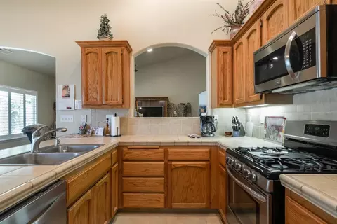 683 Danae Ct, Exeter, CA 93221 photo 13