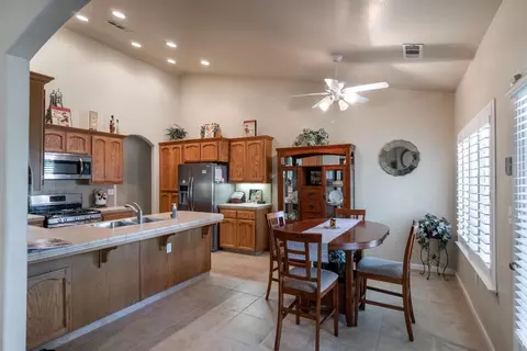 683 Danae Ct, Exeter, CA 93221 photo 10